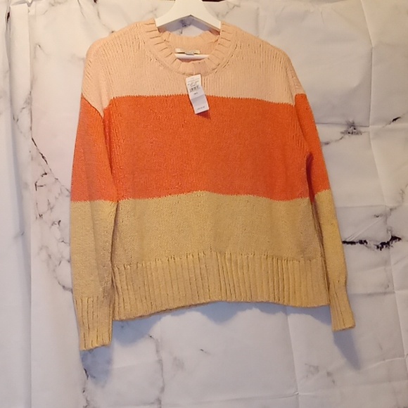 American Eagle Outfitters Sweaters - American Eagle Small Sweater
